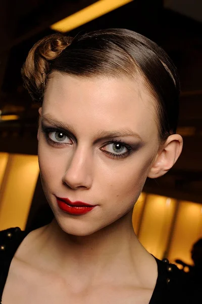 Look 7